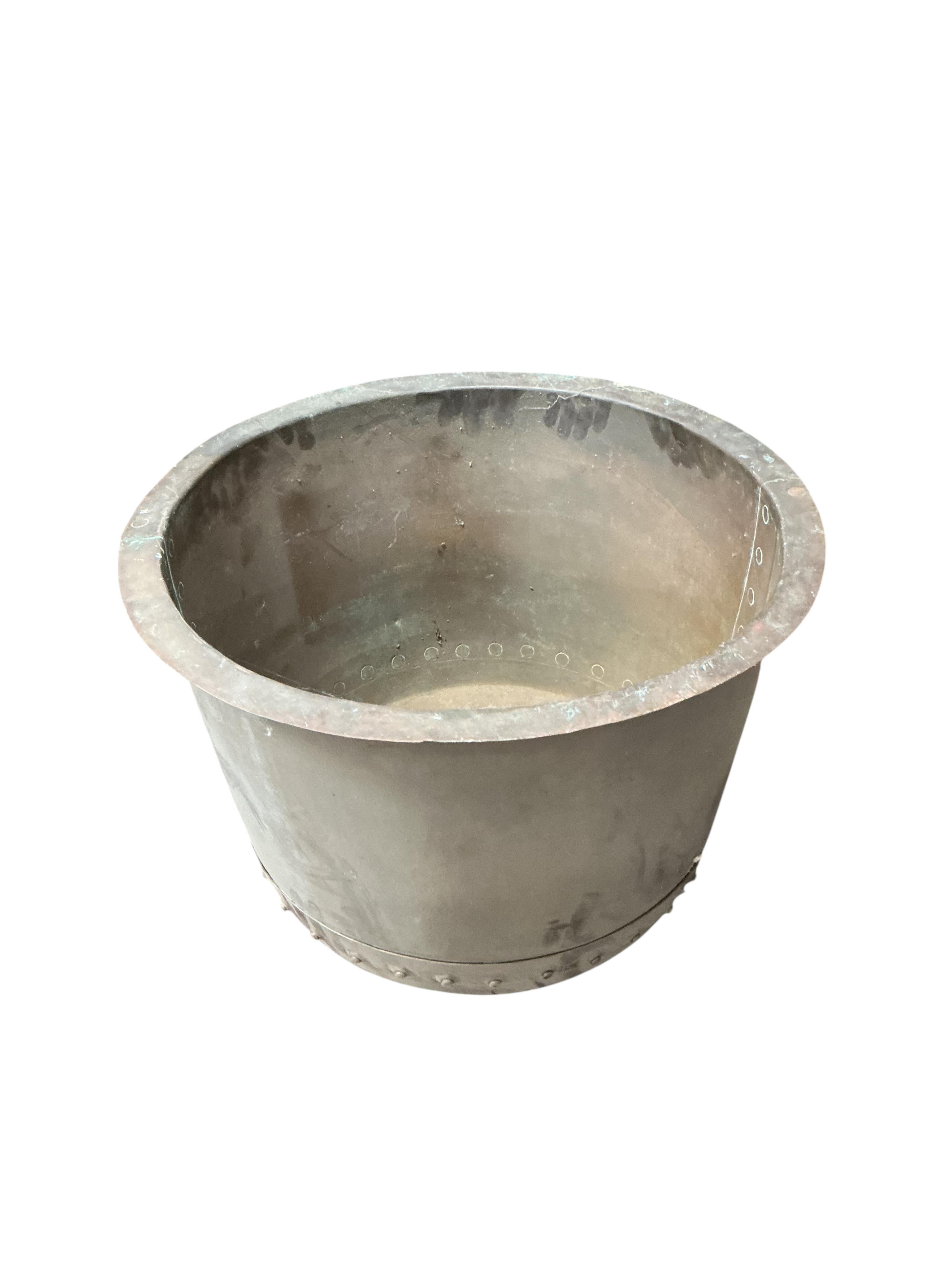 A Victorian circular copper copper, diameter 61cm, height 40cm